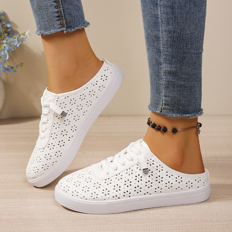 Floral Cutout Slip on Mule Tra - Slip On Mule Flat ulasan dan harga