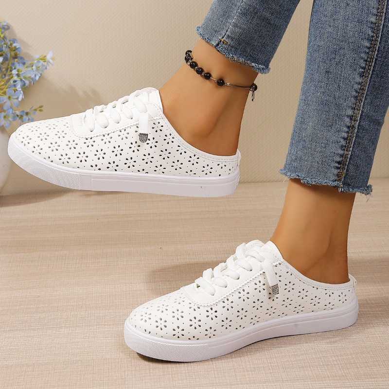 Floral Cutout Slip on Mule Tra - Slip On Mule Flat ulasan dan harga