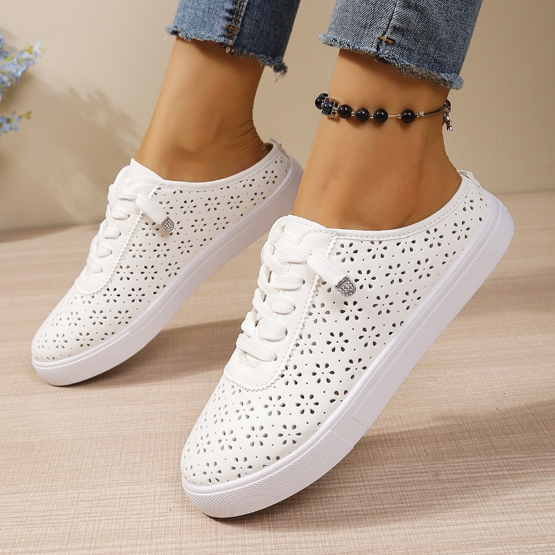 Floral Cutout Slip on Mule Tra - Slip On Mule Flat ulasan dan harga